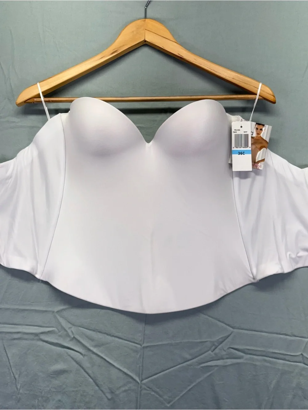 Off-Shoulder White Strapless Bandeau with Built-In Cups